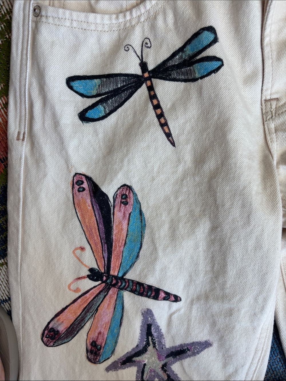 We The Free White Hand-Painted Tennessee Dragonfly low rise Illusions Jeans - Picture 3 of 8